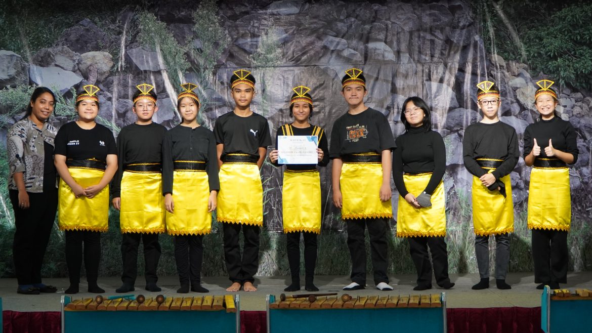 PAMERAN KARYA P5 KELAS VIII